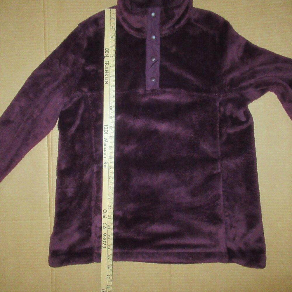 Lands’ End Plush Fleece 1/4 Snap Pullover | Medium Tall (10/12) - Picture 7 of 13
